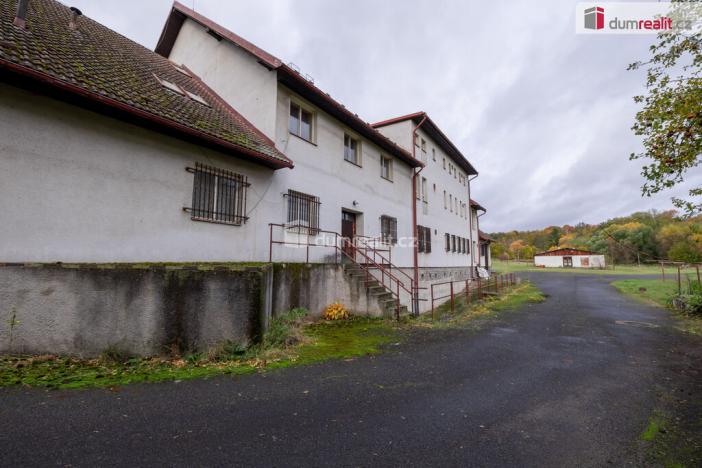 Prodej rybníku, Valeč - Kostrčany, 4174 m2