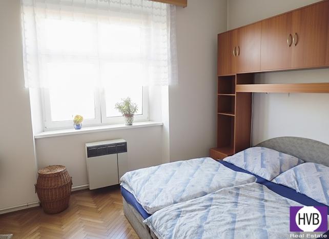 Pronájem bytu 2+kk, Praha, U křížku, 45 m2