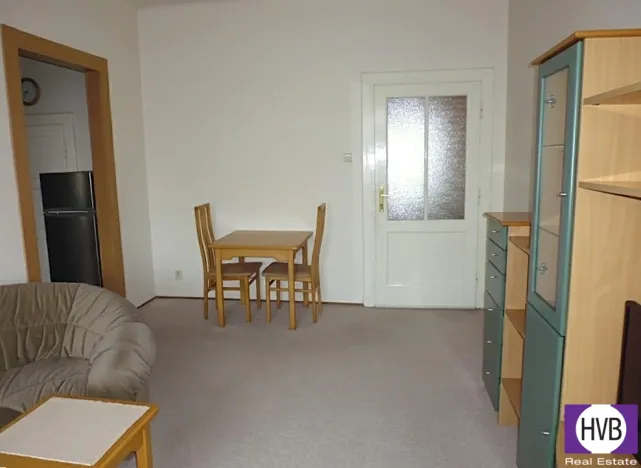 Pronájem bytu 2+kk, Praha, U křížku, 45 m2