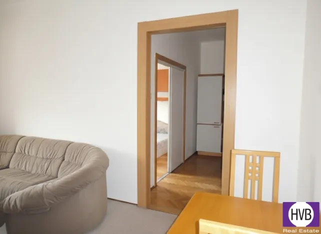 Pronájem bytu 2+kk, Praha, U křížku, 45 m2