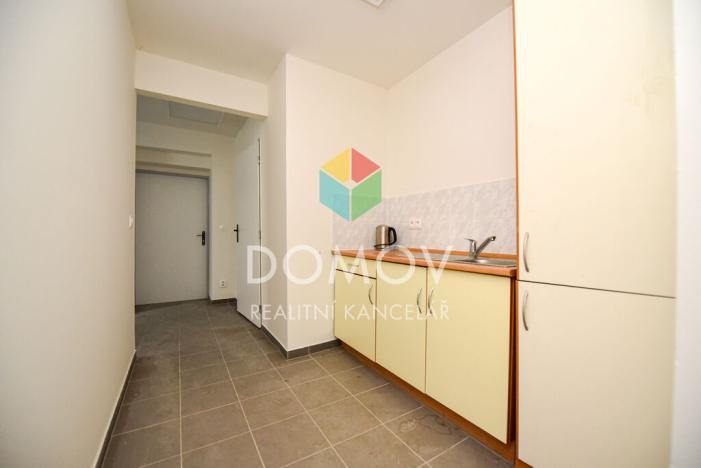 Pronájem skladu, Hýskov, Na Krétě, 394 m2