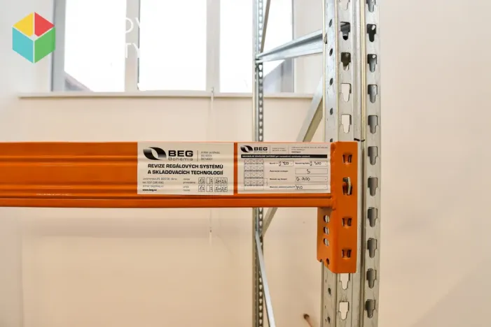 Pronájem skladu, Hýskov, Na Krétě, 394 m2