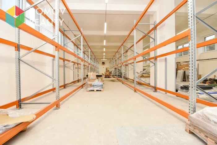 Pronájem skladu, Hýskov, Na Krétě, 394 m2