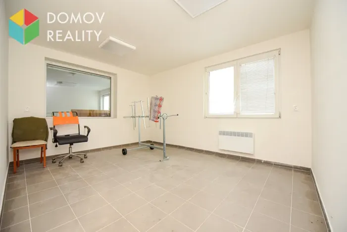 Pronájem skladu, Hýskov, Na Krétě, 394 m2