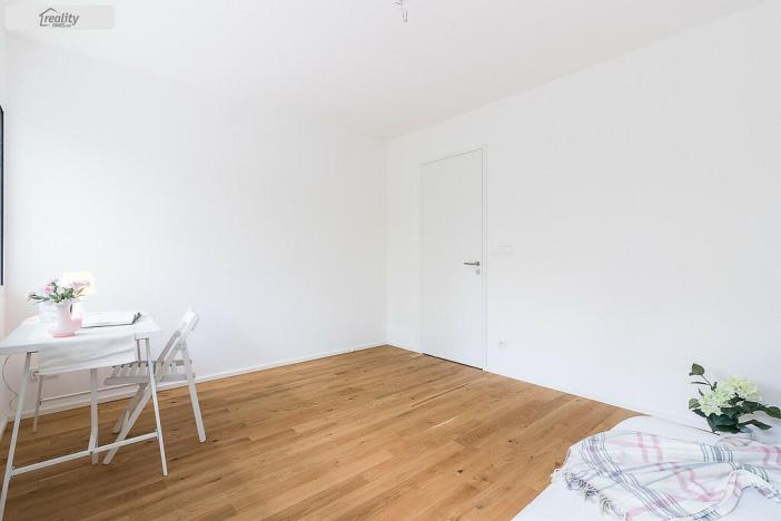 Pronájem bytu 3+kk, Řevnice, nám. Krále Jiřího z Poděbrad, 98 m2