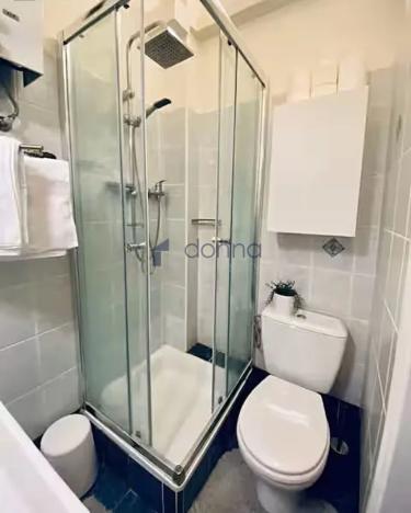 Pronájem bytu 2+kk, Praha, Lucemburská, 50 m2