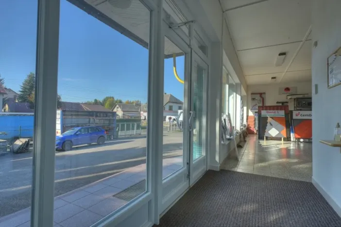 Prodej obchodního prostoru, Studenec, 265 m2