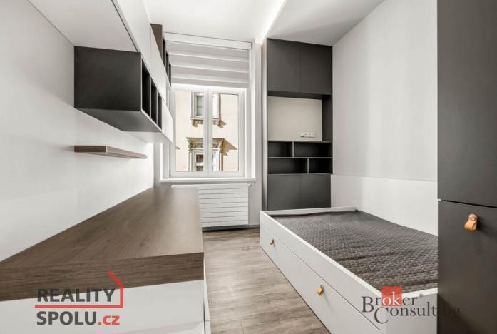 Prodej bytu 3+1, Liberec - Liberec I-Staré Město, U Náspu, 107 m2