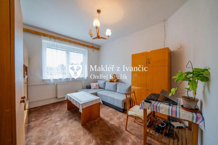 Prodej rodinného domu, Hluboké, 107 m2