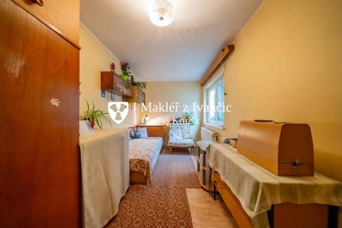 Prodej rodinného domu, Hluboké, 107 m2