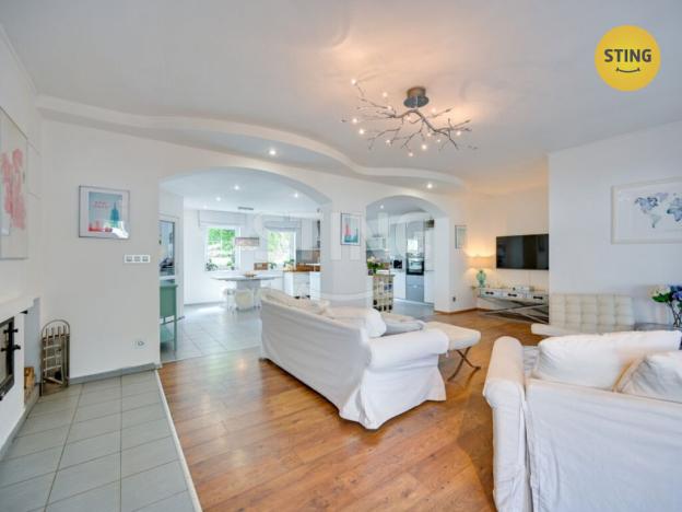 Pronájem rodinného domu, Mikulov, Bezručova, 204 m2