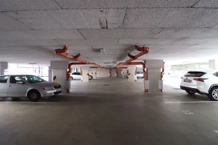 Pronájem bytu 2+kk, Praha - Smíchov, Křížová, 38 m2