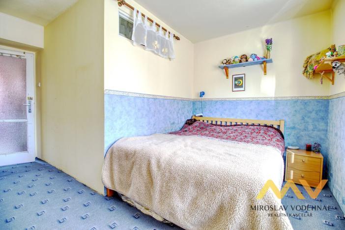 Pronájem bytu 2+1, Hradec Králové, Na Střezině, 55 m2