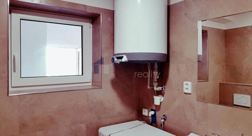 Pronájem bytu 2+1, Praha, Hejtmanská, 54 m2