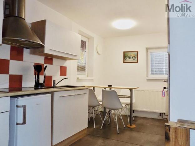 Prodej rodinného domu, Lobendava, 325 m2