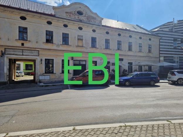 Prodej komerční nemovitosti, Jindřichův Hradec - Jindřichův Hradec II, Kmentova, 1773 m2