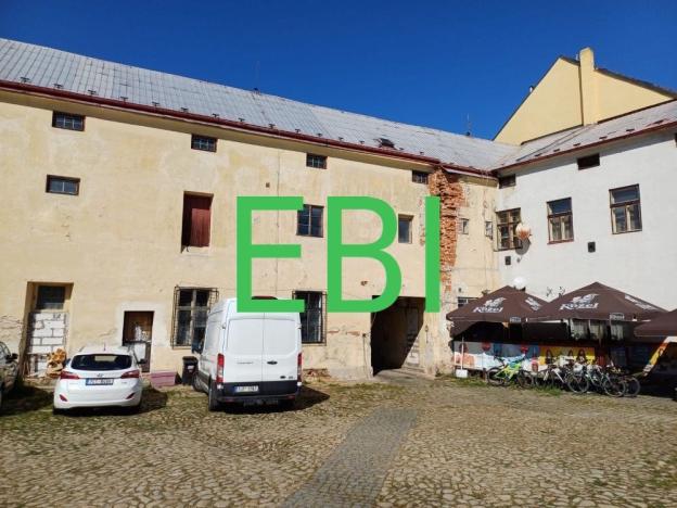 Prodej komerční nemovitosti, Jindřichův Hradec - Jindřichův Hradec II, Kmentova, 1773 m2