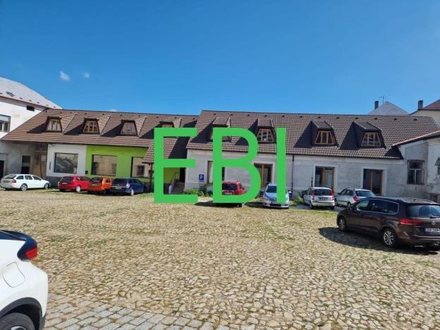 Prodej komerční nemovitosti, Jindřichův Hradec - Jindřichův Hradec II, Kmentova, 1773 m2