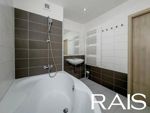 Prodej bytu 3+1, Brno, Sevastopolská, 77 m2