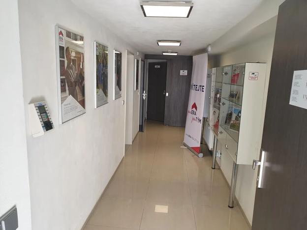 Pronájem kanceláře, Praha - Kyje, Vajgarská, 216 m2