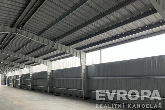 Pronájem skladu, Děčín, okres děčín, 840 m2