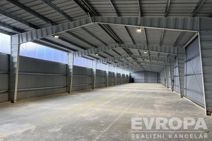 Pronájem skladu, Děčín, okres děčín, 840 m2