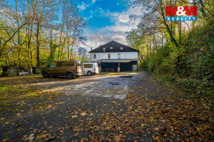 Prodej obchodního prostoru, Krnsko, 700 m2