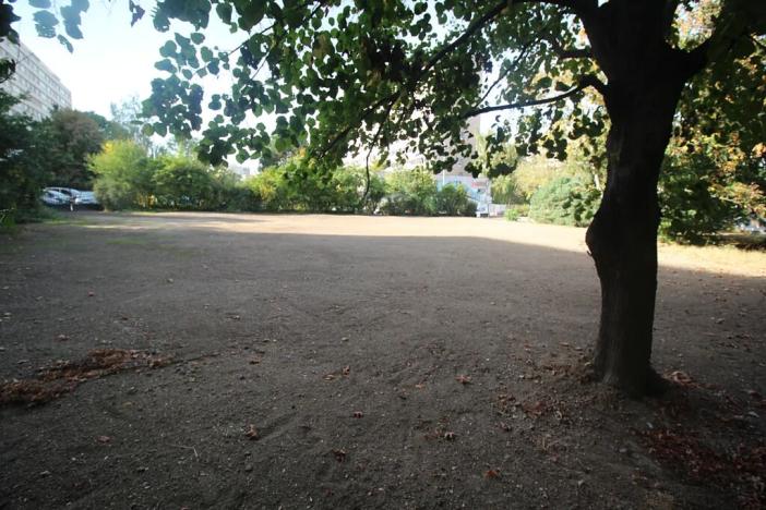 Prodej komerčního pozemku, Praha - Krč, Tajovského, 2300 m2