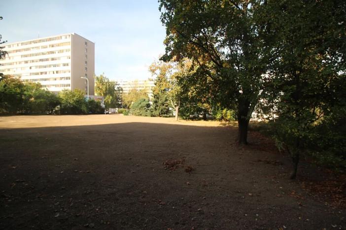 Prodej komerčního pozemku, Praha - Krč, Tajovského, 2300 m2