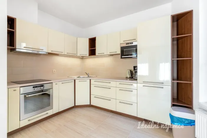 Pronájem bytu 2+kk, Praha - Zličín, Sazovická, 63 m2