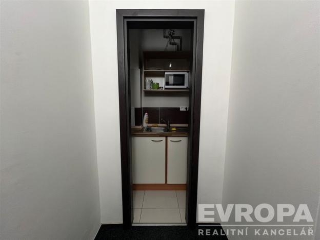 Pronájem kanceláře, Praha - Kunratice, Jana Růžičky, 21 m2