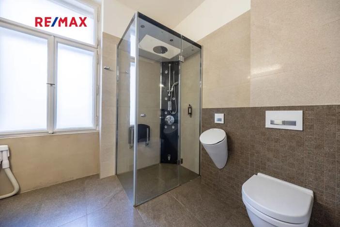 Prodej bytu 2+kk, Praha - Staré Město, Křižovnická, 71 m2