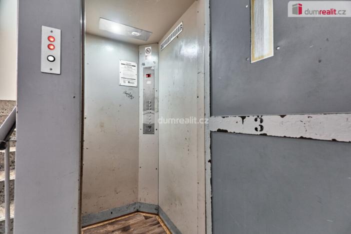 Prodej bytu 1+kk, Chodov, Dukelských hrdinů, 19 m2