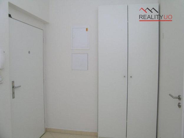 Prodej bytu 1+kk, Praha - Zličín, Sazovická, 37 m2