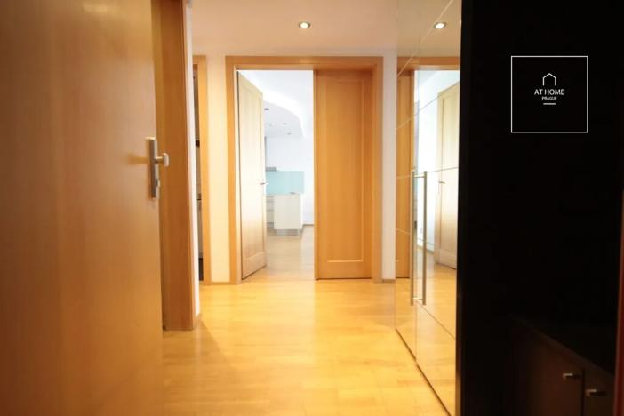 Pronájem bytu 4+kk, Praha - Nové Město, Senovážné náměstí, 130 m2