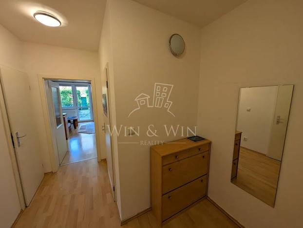 Pronájem bytu 1+kk, Praha - Běchovice, Českobrodská, 83 m2