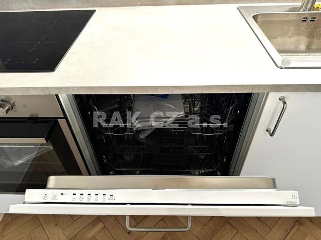 Pronájem bytu 3+1, Praha - Malá Strana, Plaská, 91 m2