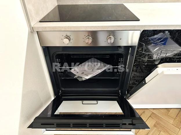 Pronájem bytu 3+1, Praha - Malá Strana, Plaská, 91 m2