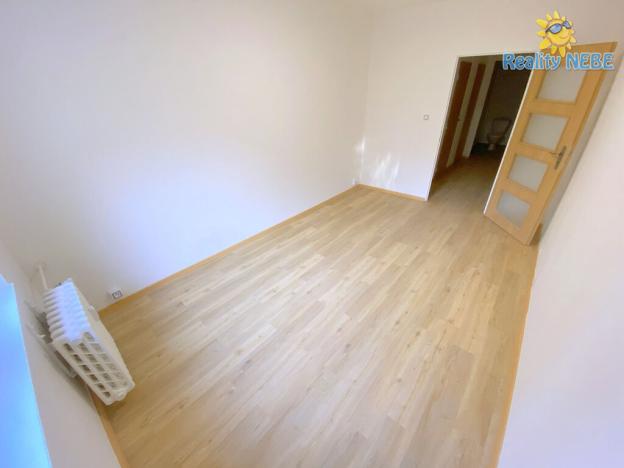 Pronájem bytu 2+kk, Praha - Smíchov, U Demartinky, 49 m2