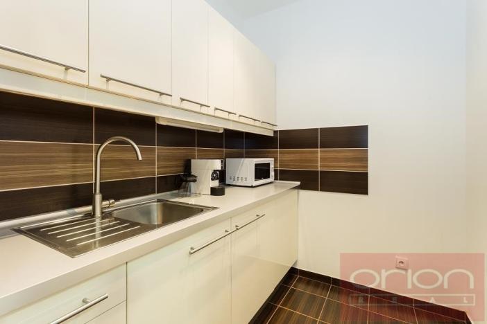 Pronájem kanceláře, Praha - Kunratice, Jana Růžičky, 20 m2