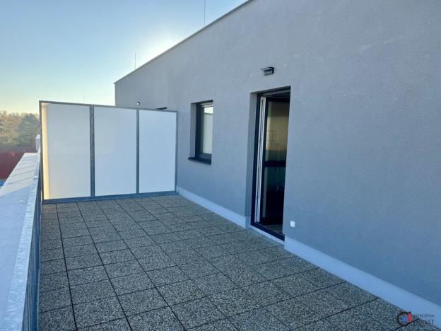 Pronájem bytu 2+kk, Dašice, U Kasáren, 44 m2