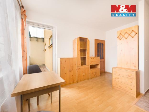 Pronájem bytu 1+kk, Praha - Libeň, Kašparovo náměstí, 29 m2