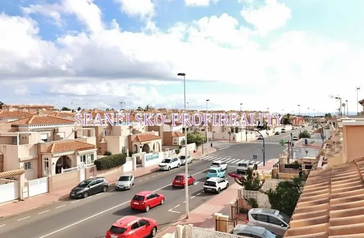 Prodej vily, Torrevieja, Španělsko, 90 m2