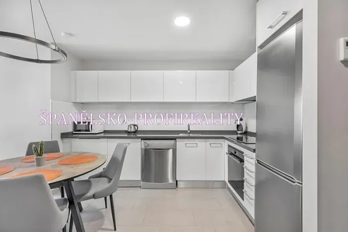 Prodej bytu 3+kk, Torrevieja, Španělsko, 66 m2