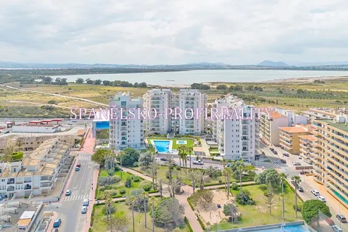 Prodej bytu 3+kk, Torrevieja, Španělsko, 66 m2