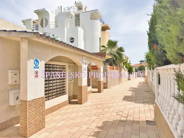 Prodej bytu 4+kk, Torrevieja, Španělsko, 57 m2