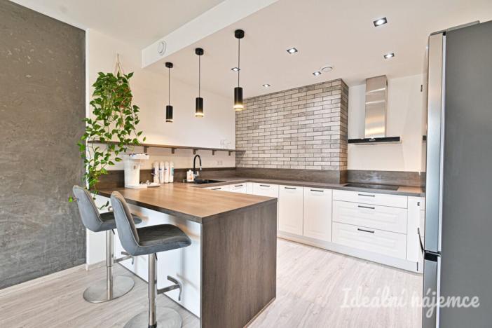 Pronájem bytu 2+kk, Brno, Poříčí, 57 m2