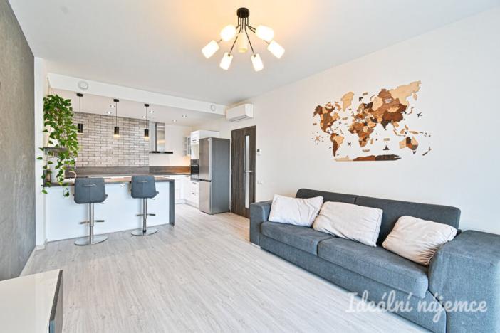 Pronájem bytu 2+kk, Brno, Poříčí, 57 m2