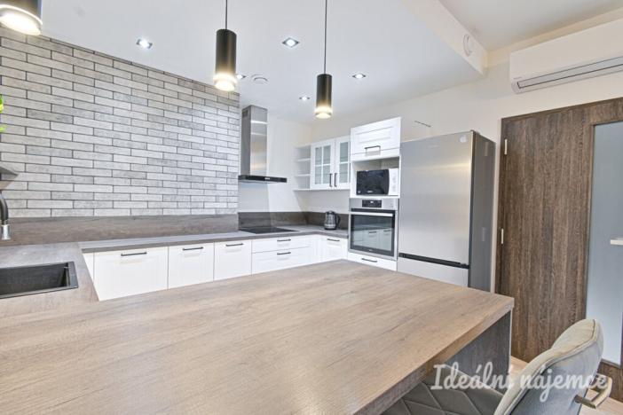 Pronájem bytu 2+kk, Brno - Pisárky, Poříčí, 57 m2