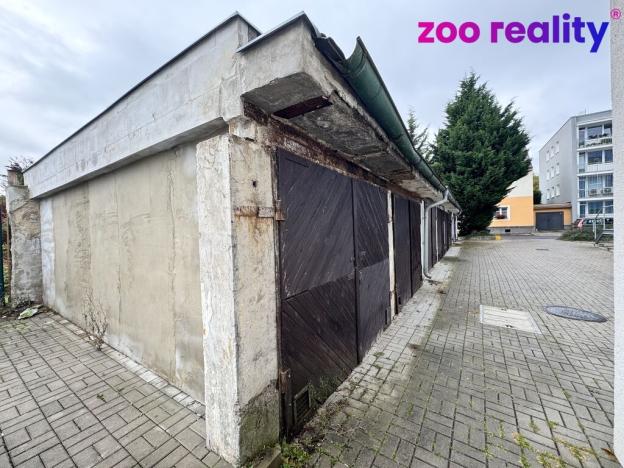 Pronájem garáže, Chomutov, Roháčova, 18 m2